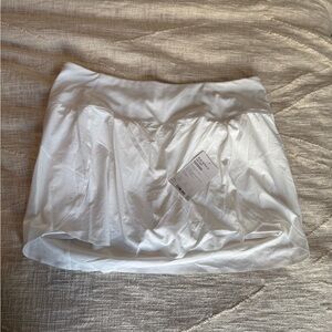 NWT!! Athleta Run With It Skort 💕